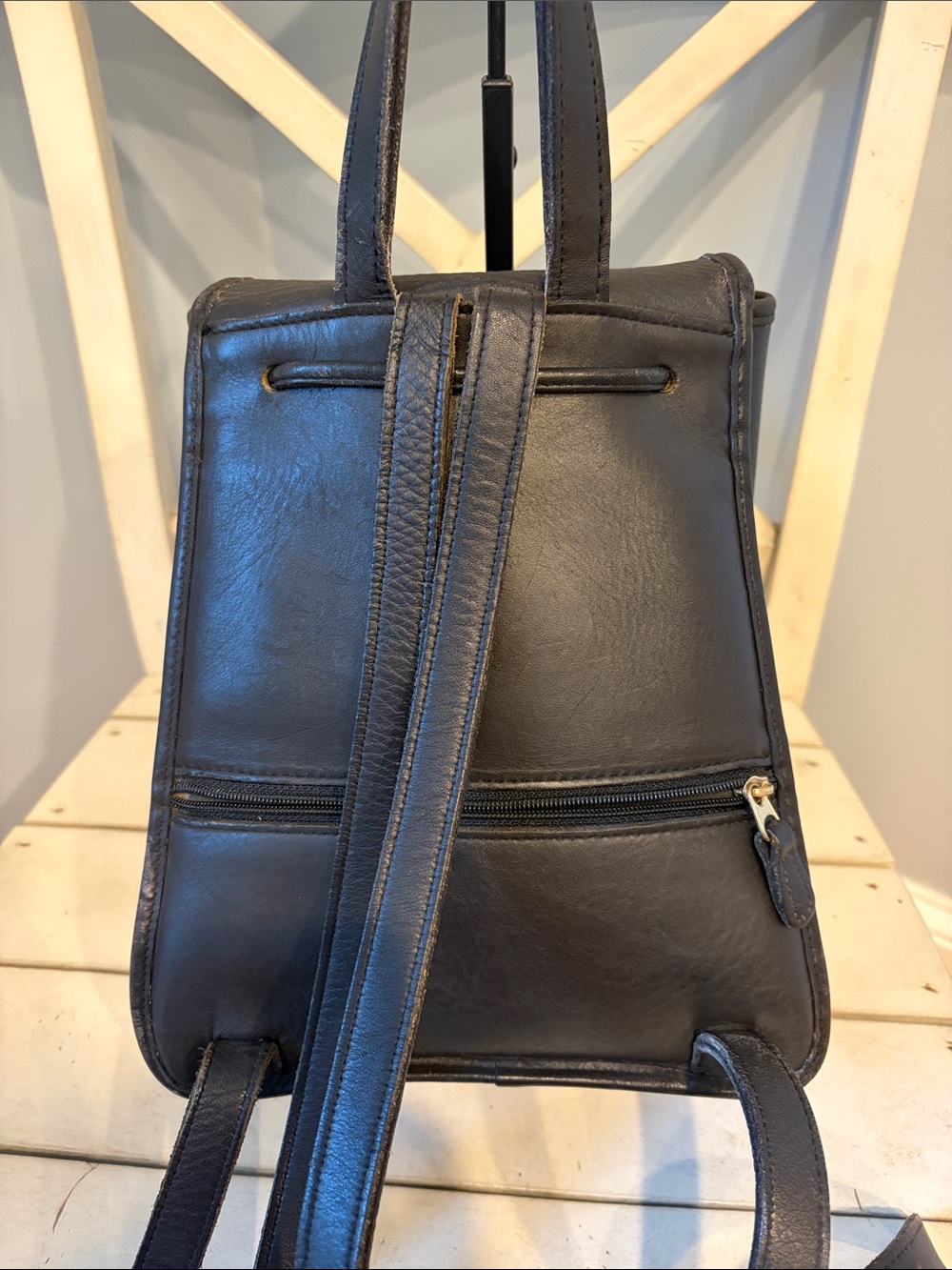Coach All Leather Vintage Large Daypack with Turn-Lock Closure #9791 - Picture 2 of 9